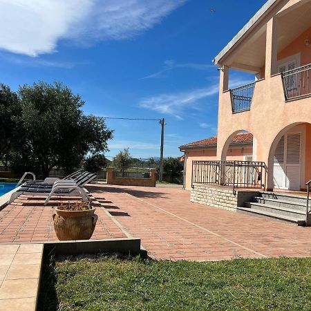 נוביגראד דאלמטיה Villa Paludo מראה חיצוני תמונה